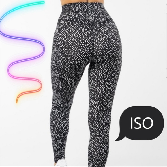 ISO BuffBunny leggacy Small or Medium